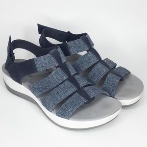 CLARKS Cloud Steppers Cushion Soft Navy White Arla Shaylie Sandal 10